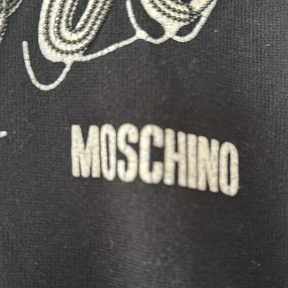 Moschino Love Sweater - Picture 6 of 13
